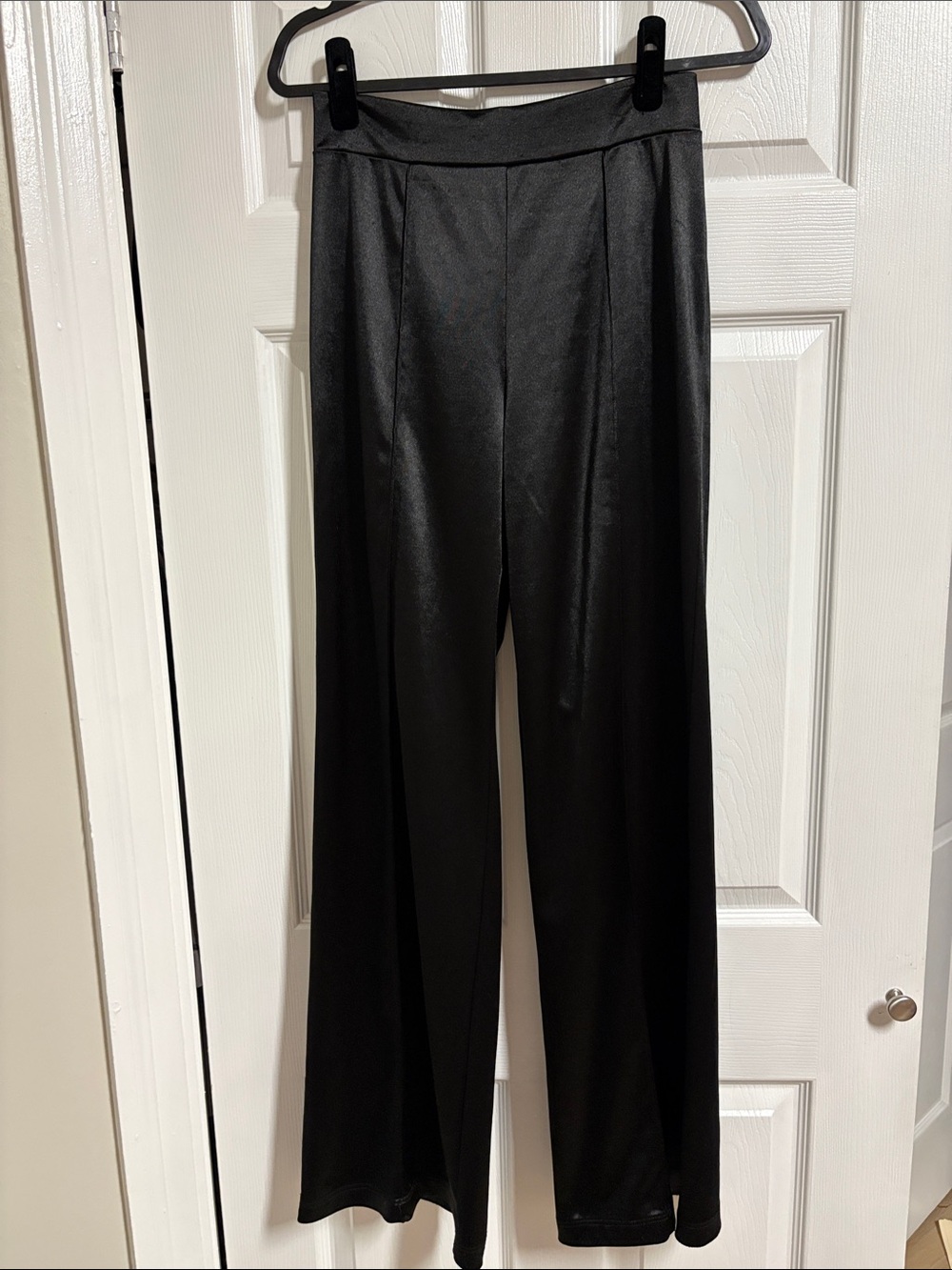 Fashion Nova Women's Black Wide-Leg Satin Pants